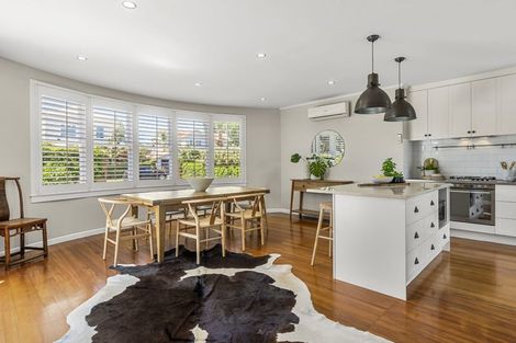 Photo of property in 6 Takarunga Road, Devonport, Auckland, 0624