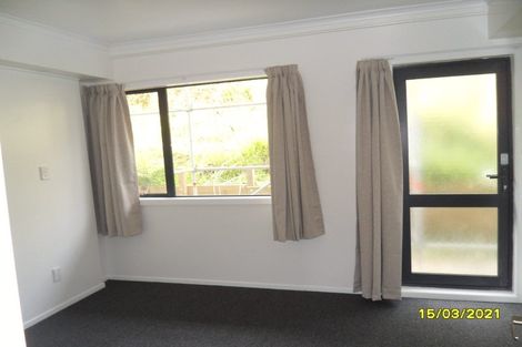 Photo of property in 4 London Road, Korokoro, Lower Hutt, 5012