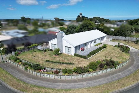 Photo of property in 7 Awahou Place, Foxton, 4814