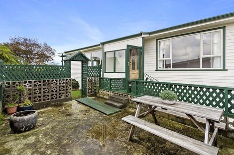 Photo of property in 29 Harbour View Road, Harbour View, Lower Hutt, 5010