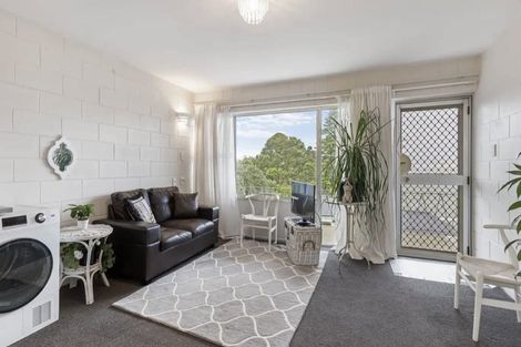 Photo of property in 3n Mountain Road, Mount Wellington, Auckland, 1060