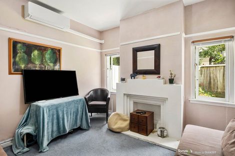 Photo of property in Hobson Flats, 2/1 Hobson Street, Pipitea, Wellington, 6011