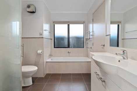 Photo of property in 405c Devonport Road, Tauranga South, Tauranga, 3112