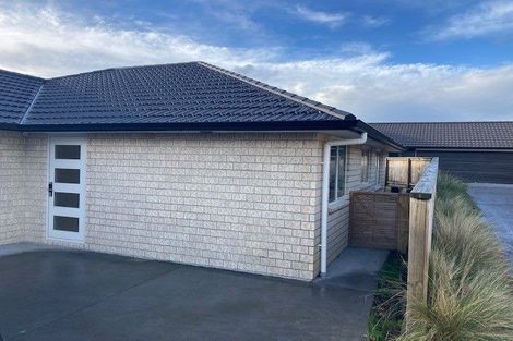 Photo of property in 10 Richardson Road, Omokoroa, 3114