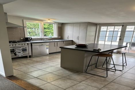 Photo of property in 702 Avenue Road West, Saint Leonards, Hastings, 4120