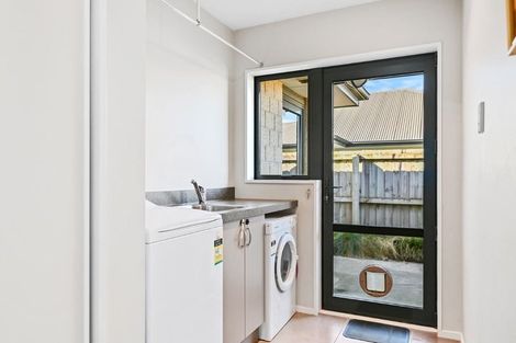 Photo of property in 17 Hampstead Close, Rangiora, 7400