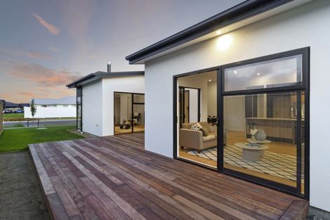 Photo of property in 10 Waterford Farm Road, Halswell, Christchurch, 8025