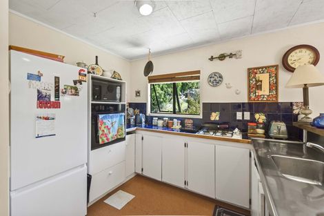 Photo of property in 1/24 Everard Avenue, Army Bay, Whangaparaoa, 0930