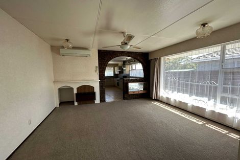 Photo of property in 40 Abraham Crescent, Milson, Palmerston North, 4414