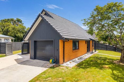 Photo of property in 97 Bryant Road, St Andrews, Hamilton, 3200