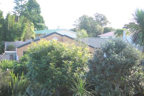 Photo of property in 33 Kona Crescent, Henderson, Auckland, 0610