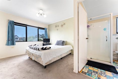 Photo of property in 7 Clarion Place, Glendene, Auckland, 0602