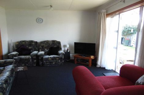 Photo of property in 4/202 Warwick Road, Mayfair, Hastings, 4122