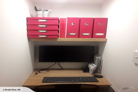 Photo of property in 10 Gardone Terrace, Conifer Grove, Takanini, 2112