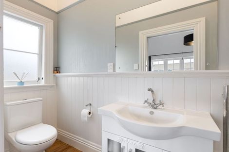 Photo of property in 17 Perrin Place, Kelvin Grove, Palmerston North, 4414