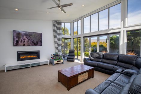 Photo of property in 7 Walnut Grove, Alexandra, 9320