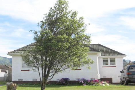 Photo of property in 18 Cambridge Terrace, Kaiti, Gisborne, 4010