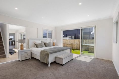 Photo of property in 11 Toanui Road, Hobsonville, Auckland, 0616