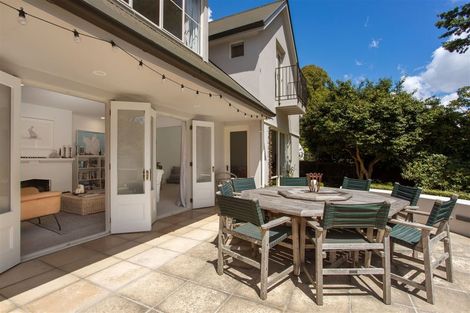 Photo of property in 25 Chepstow Avenue, Fendalton, Christchurch, 8052