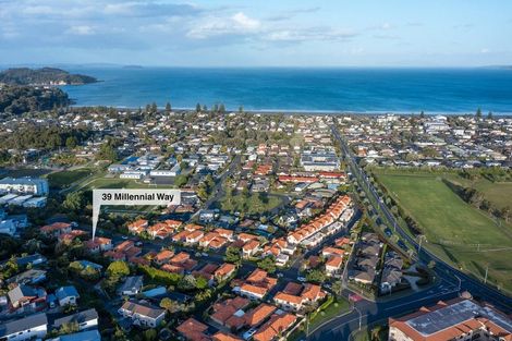 Photo of property in 39 Millennial Way, Orewa, 0931
