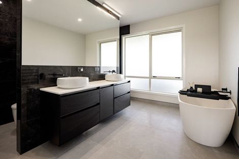 Photo of property in 300 Grove Road, Te Pahu, Hamilton, 3285