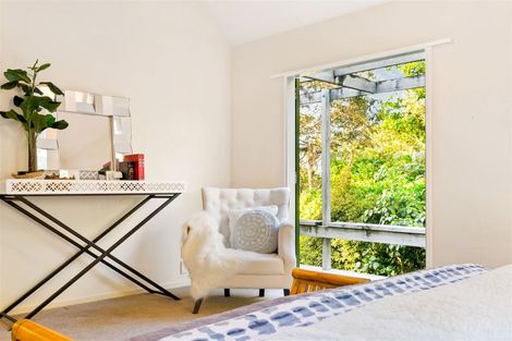 Photo of property in 28 Edwin Mitchelson Road, Muriwai, Waimauku, 0881