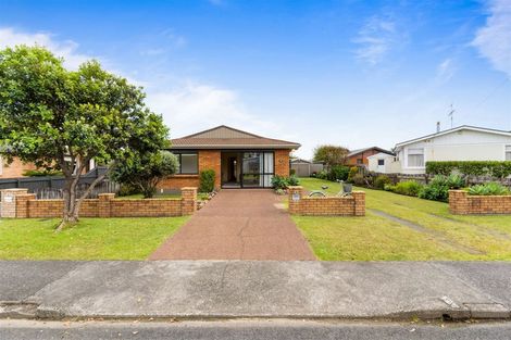 Photo of property in 31 Weiti Road, Orewa, 0931