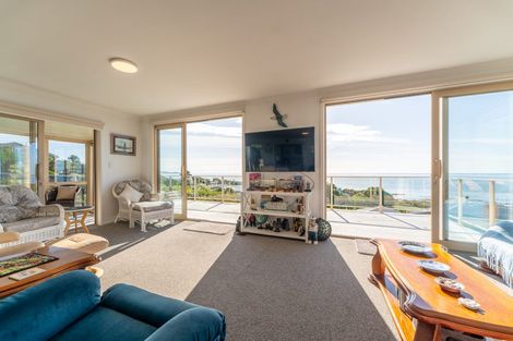 Photo of property in 21 Nasmyth Street, Kakanui, Oamaru, 9495