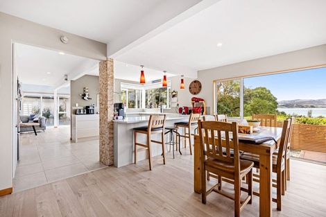 Photo of property in 32 Penryn Drive, Camborne, Porirua, 5026