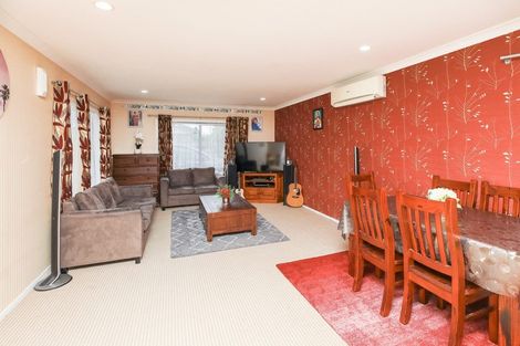 Photo of property in 42 Catalina Drive, Melville, Hamilton, 3206