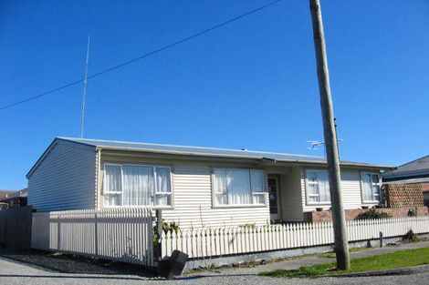 Photo of property in 14 Raleigh Street, Greymouth, 7805