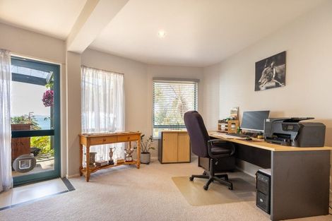 Photo of property in Signal Stn Road, Pouto, Te Kopuru, 0391