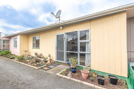 Photo of property in 63b Polson Street, Castlecliff, Whanganui, 4501