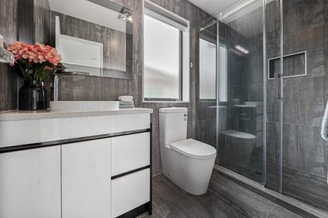 Photo of property in 413 Ormiston Road, Flat Bush, Auckland, 2019