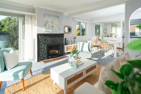 Photo of property in 77 The Parade, Paekakariki, 5034