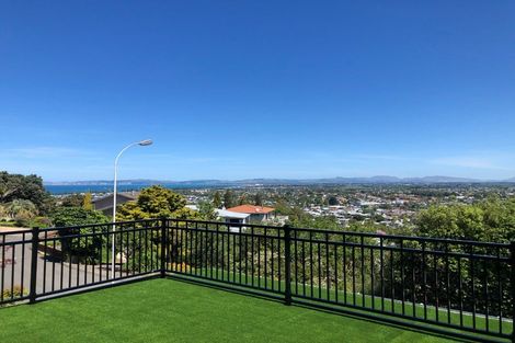 Photo of property in 11 Ormond Road, Hospital Hill, Napier, 4110