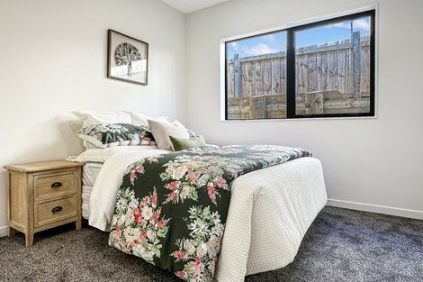 Photo of property in 6 Whakairo Crescent, Gulf Harbour, Whangaparaoa, 0930