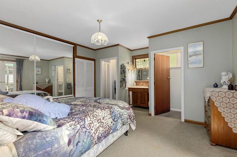 Photo of property in 496 Stokes Valley Road, Stokes Valley, Lower Hutt, 5019