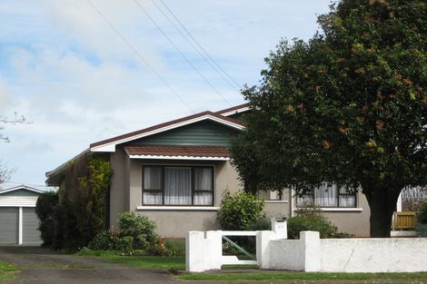 Photo of property in 67 Blake Street, Waitara, 4320
