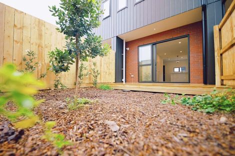 Photo of property in 14 Hokoteta Street, Mount Wellington, Auckland, 1062