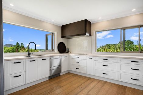 Photo of property in 91 Whaka Street, Maungaturoto, 0520