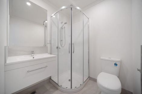 Photo of property in 5 Settlement Road, Papakura, 2110