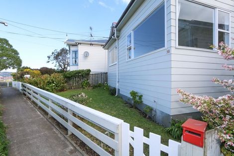 Photo of property in 38 Crawford Road, Kilbirnie, Wellington, 6022