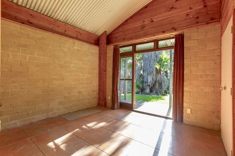 Photo of property in 1812 Kaipara Coast Highway, Kaukapakapa, 0984