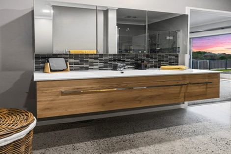 Photo of property in 111 Oteki Park Drive, Welcome Bay, Tauranga, 3112