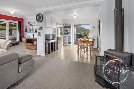 Photo of property in 2083a Paparoa Valley Road, Paparoa, 0571