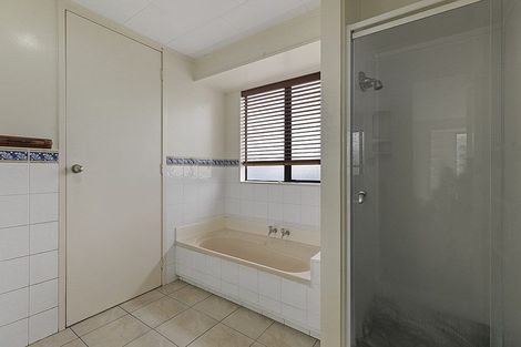 Photo of property in 18 Justamere Place, Weymouth, Auckland, 2103