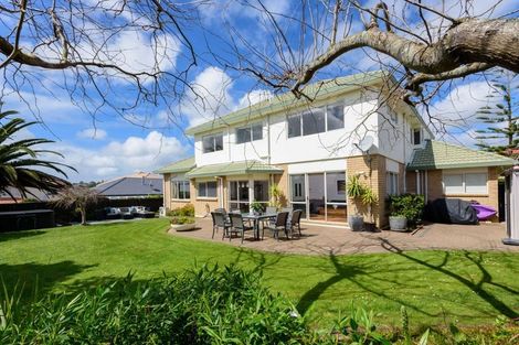 Photo of property in 5 Pintner Place, Somerville, Auckland, 2014