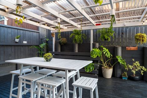 Photo of property in 41 Sunshine Boulevard, Sunnyvale, Auckland, 0612