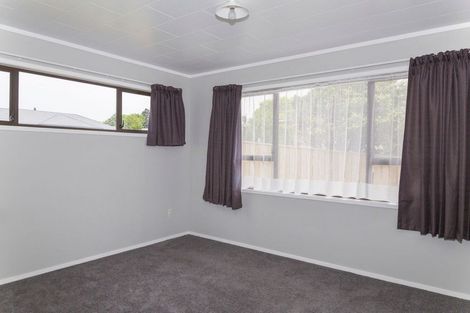 Photo of property in 13 Allan Street, Dannevirke, 4930